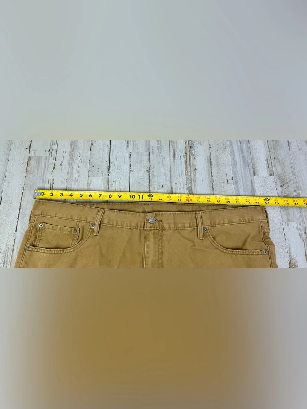 Levis levis 514